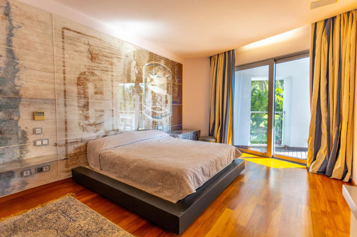 Image No.29-4 Bed Villa for sale