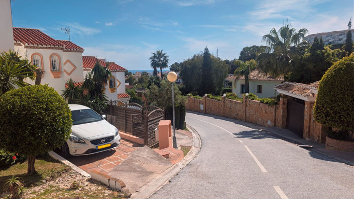 Image No.10-2 Bed Townhouse for sale