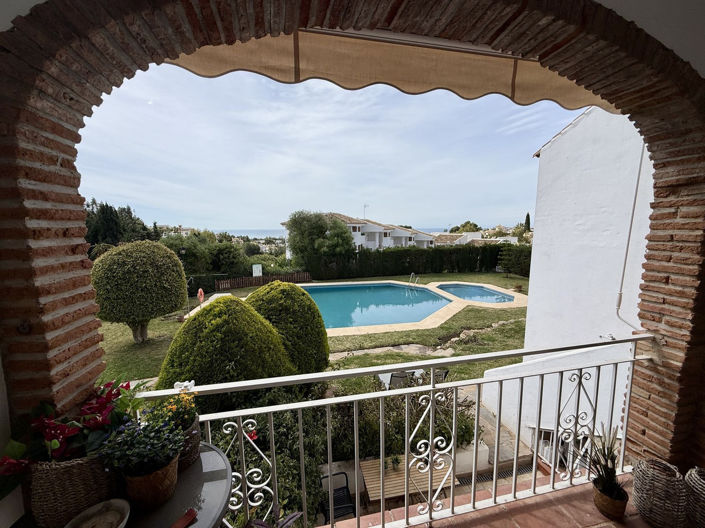 Image No.20-2 Bed Townhouse for sale