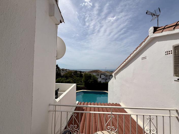 Image No.23-2 Bed Townhouse for sale