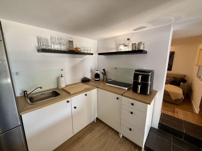 Image No.29-2 Bed Townhouse for sale