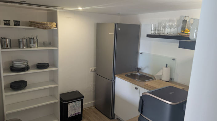 Image No.35-2 Bed Townhouse for sale