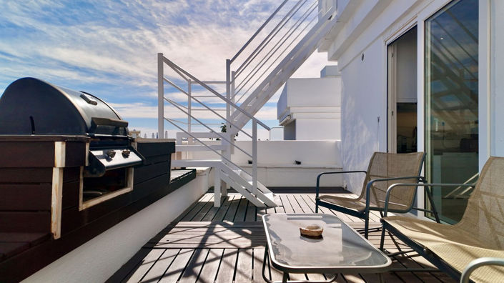 Image No.21-2 Bed Property for sale