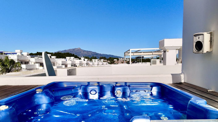 Image No.25-2 Bed Property for sale