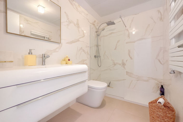 Image No.32-2 Bed Duplex for sale