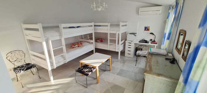 Image No.12-4 Bed Villa for sale