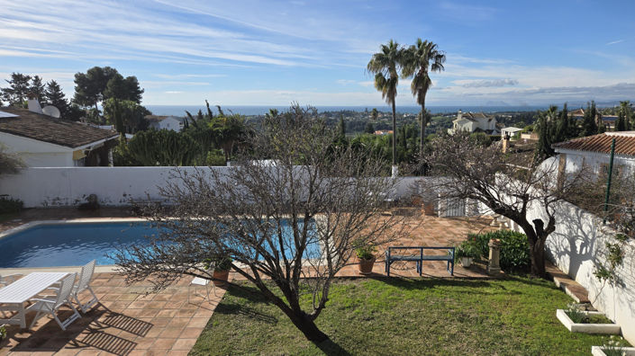 Image No.3-4 Bed Villa for sale