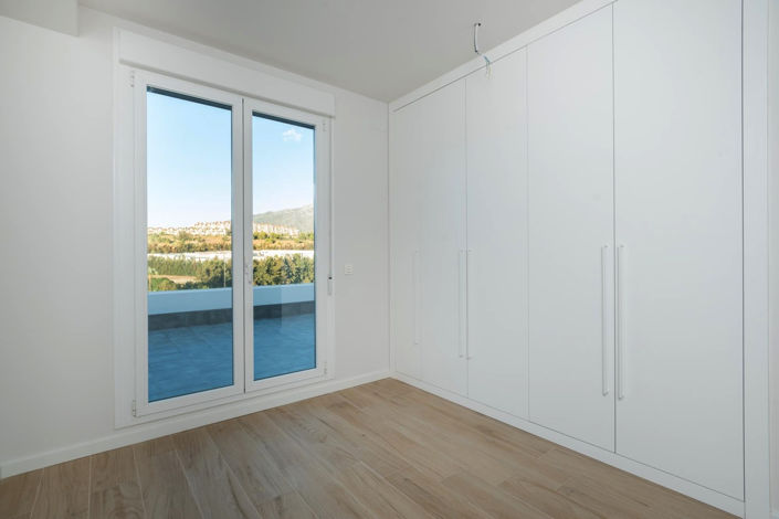 Image No.10-2 Bed Apartment for sale