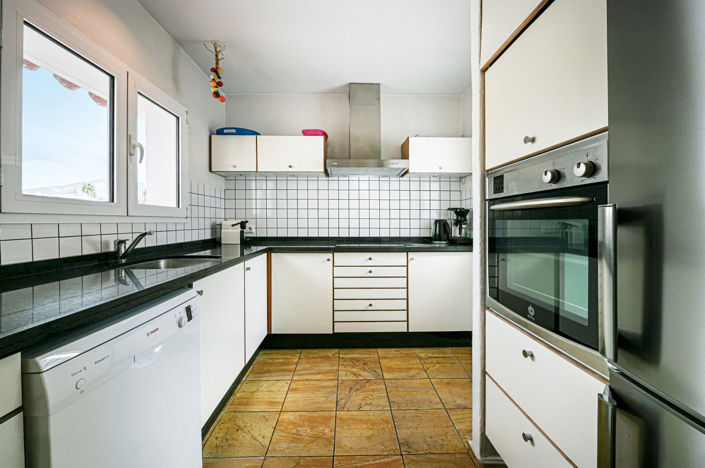 Image No.12-3 Bed Villa for sale