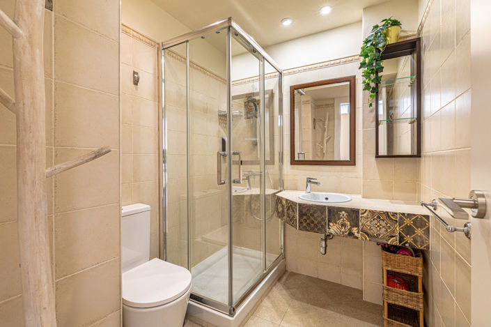 Image No.17-1 Bed Apartment for sale