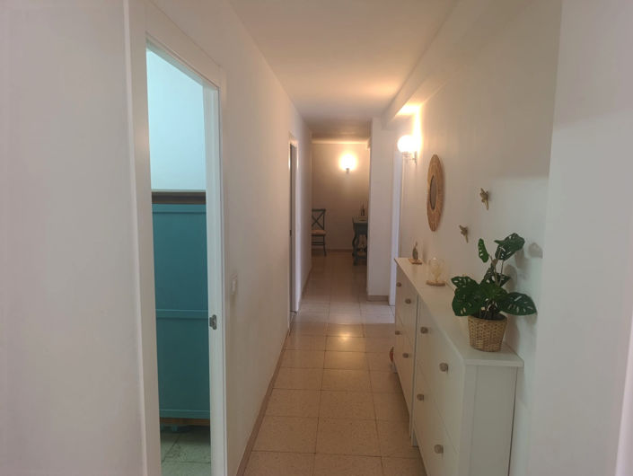 Image No.20-4 Bed Apartment for sale