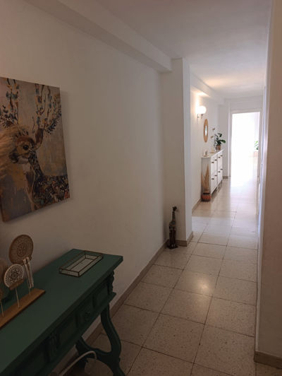 Image No.24-4 Bed Apartment for sale