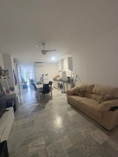 Image No.3-Studio de 1 chambre à vendre à Estepona