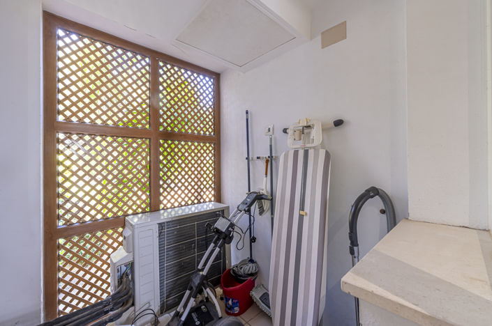 Image No.11-Appartement de 2 chambres à vendre à Estepona