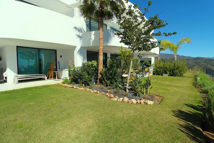 Image No.56-2 Bed Property for sale