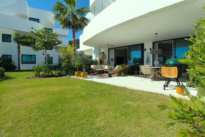 Image No.57-2 Bed Property for sale