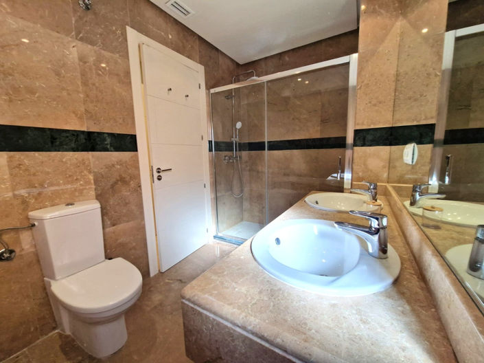 Image No.8-2 Bed Apartment for sale