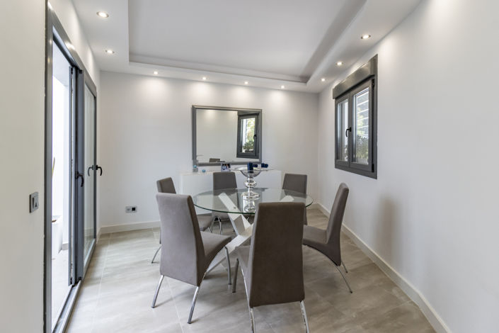 Image No.3-3 Bed House for sale