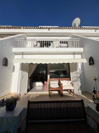 Image No.16-3 Bed Townhouse for sale