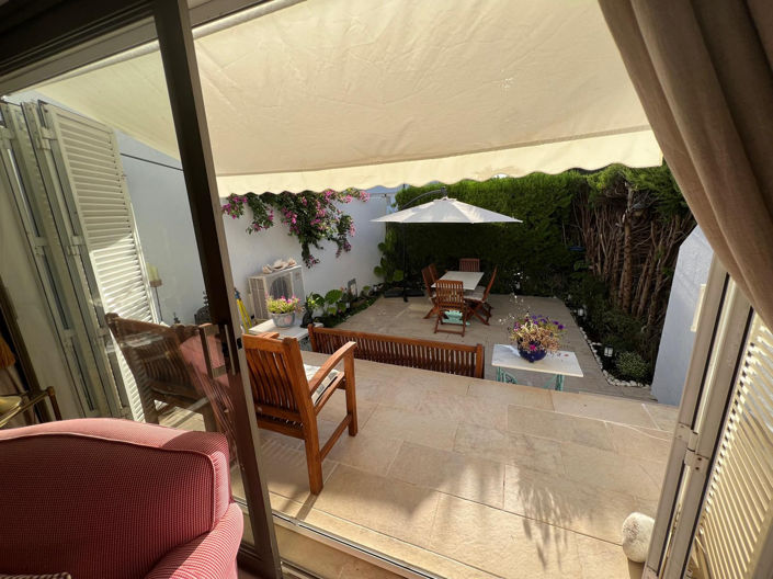Image No.18-3 Bed Townhouse for sale
