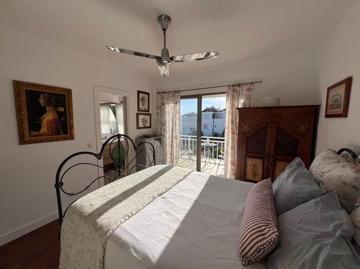 Image No.26-3 Bed Townhouse for sale