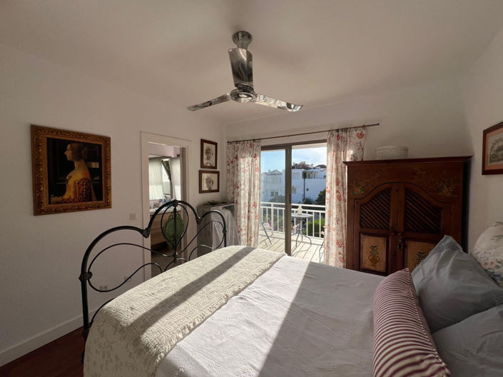 Image No.29-3 Bed Townhouse for sale