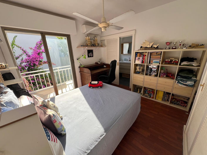 Image No.37-3 Bed Townhouse for sale