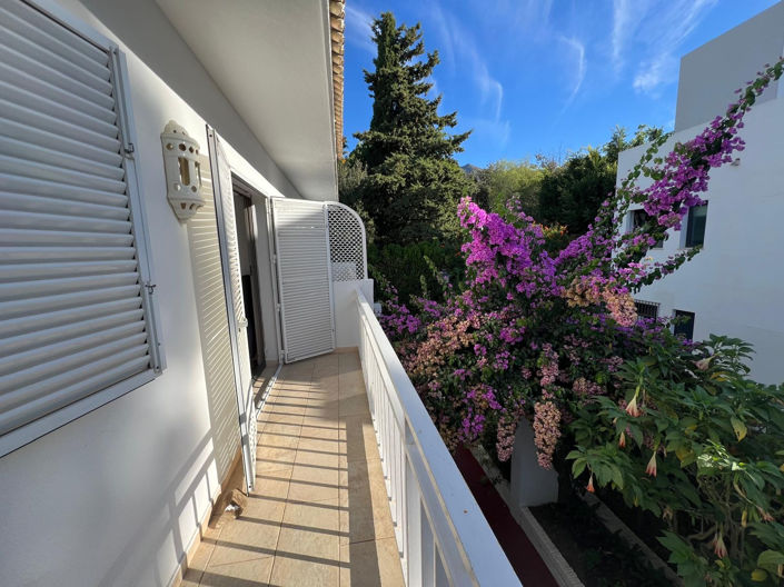 Image No.38-3 Bed Townhouse for sale