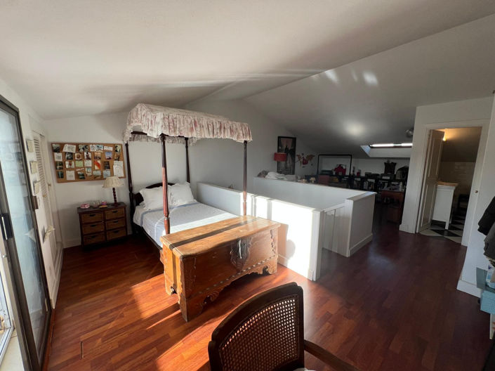 Image No.44-3 Bed Townhouse for sale