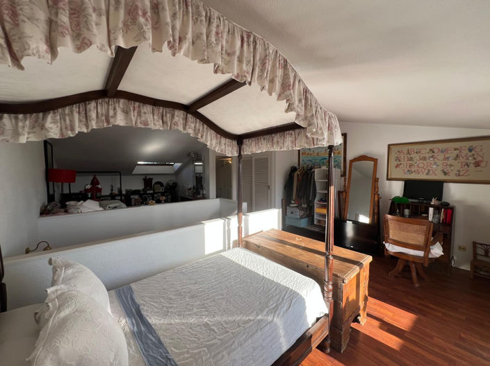 Image No.47-3 Bed Townhouse for sale