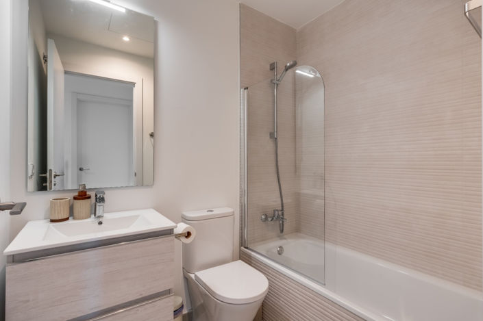Image No.18-2 Bed Apartment for sale
