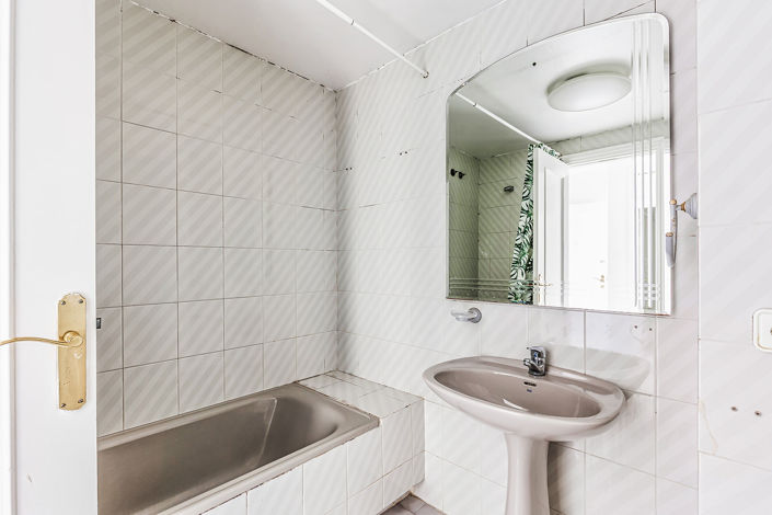 Image No.27-2 Bed Apartment for sale