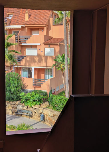 Image No.15-3 Bed Property for sale