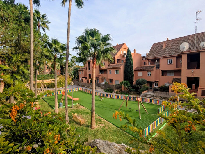 Image No.18-3 Bed Property for sale