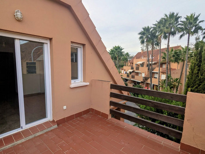 Image No.29-3 Bed Property for sale