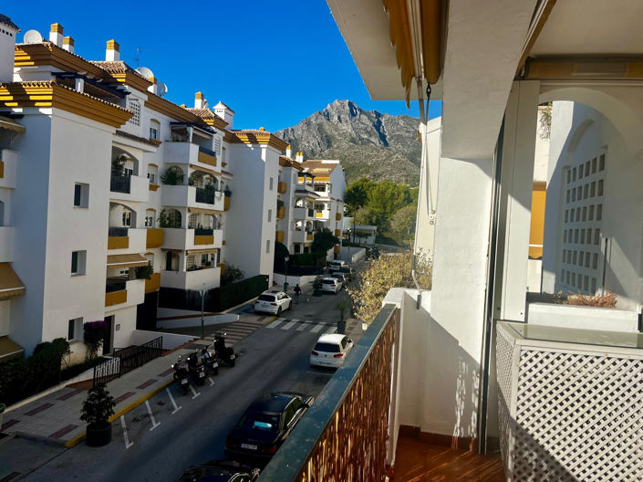 Image No.9-3 Bed Apartment for sale