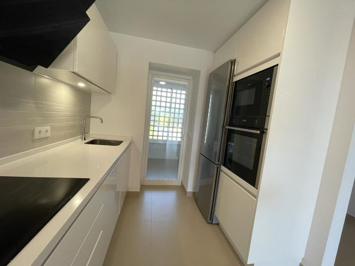 Image No.11-3 Bed Townhouse for sale