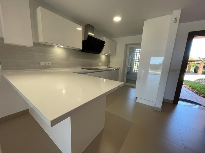 Image No.2-3 Bed Townhouse for sale