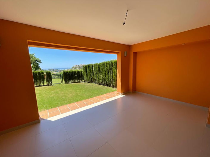 Image No.7-3 Bed Townhouse for sale
