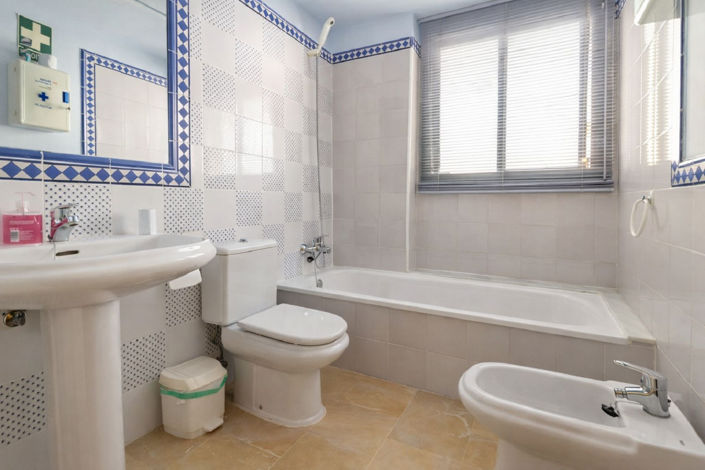 Image No.8-3 Bed Apartment for sale