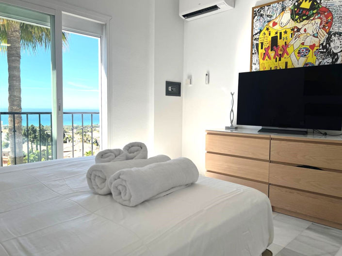 Image No.13-3 Bed Property for sale