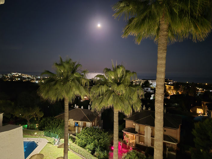 Image No.32-3 Bed Property for sale