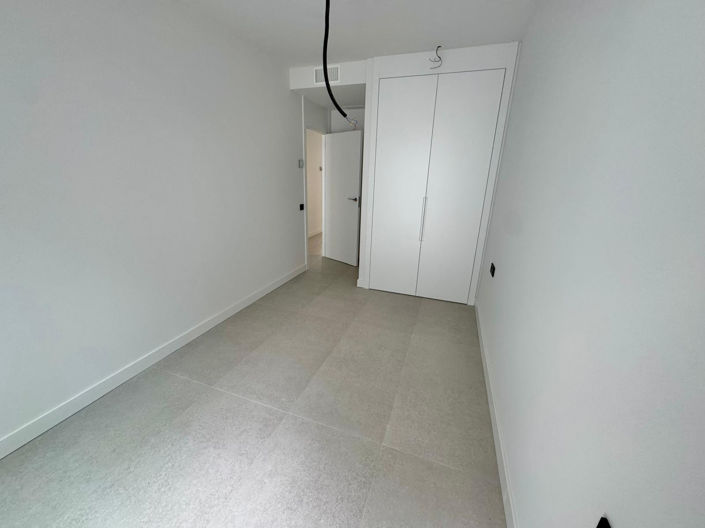 Image No.18-3 Bed Apartment for sale
