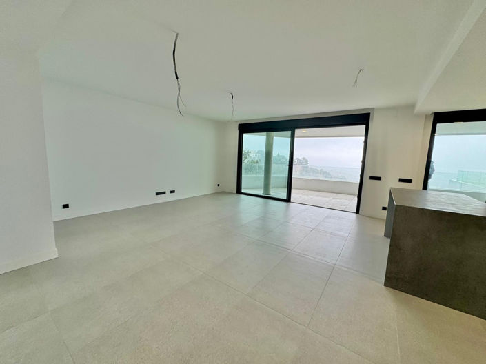 Image No.7-3 Bed Apartment for sale