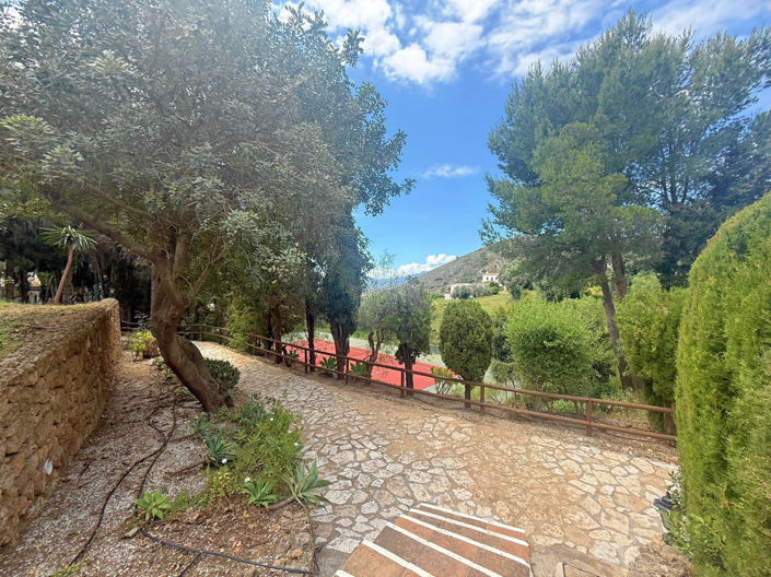 Image No.40-3 Bed House for sale