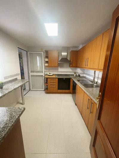 Image No.17-3 Bed Townhouse for sale