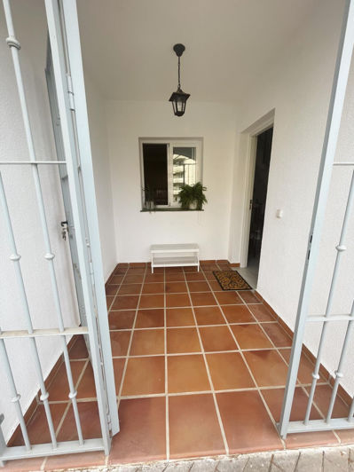 Image No.26-3 Bed Townhouse for sale