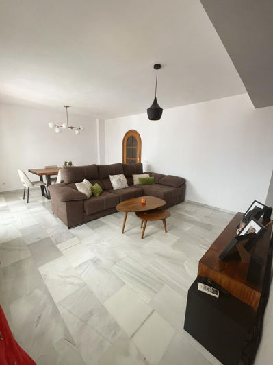 Image No.28-3 Bed Townhouse for sale
