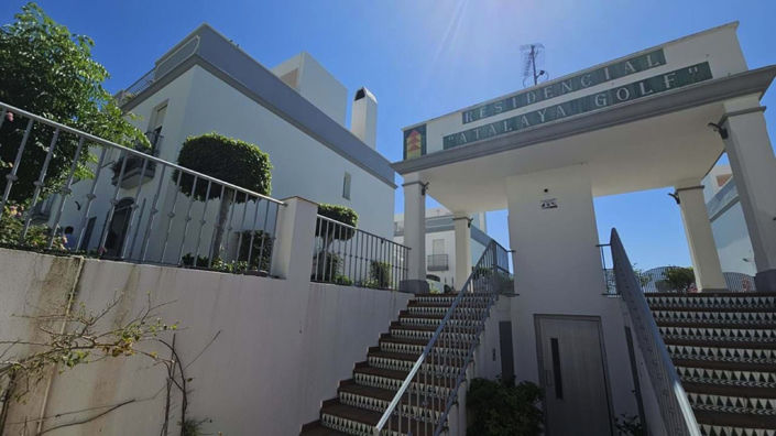 Image No.3-3 Bed Townhouse for sale