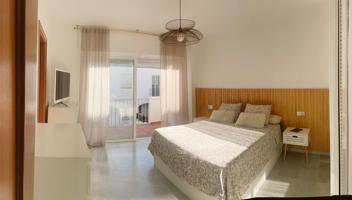 Image No.6-3 Bed Townhouse for sale